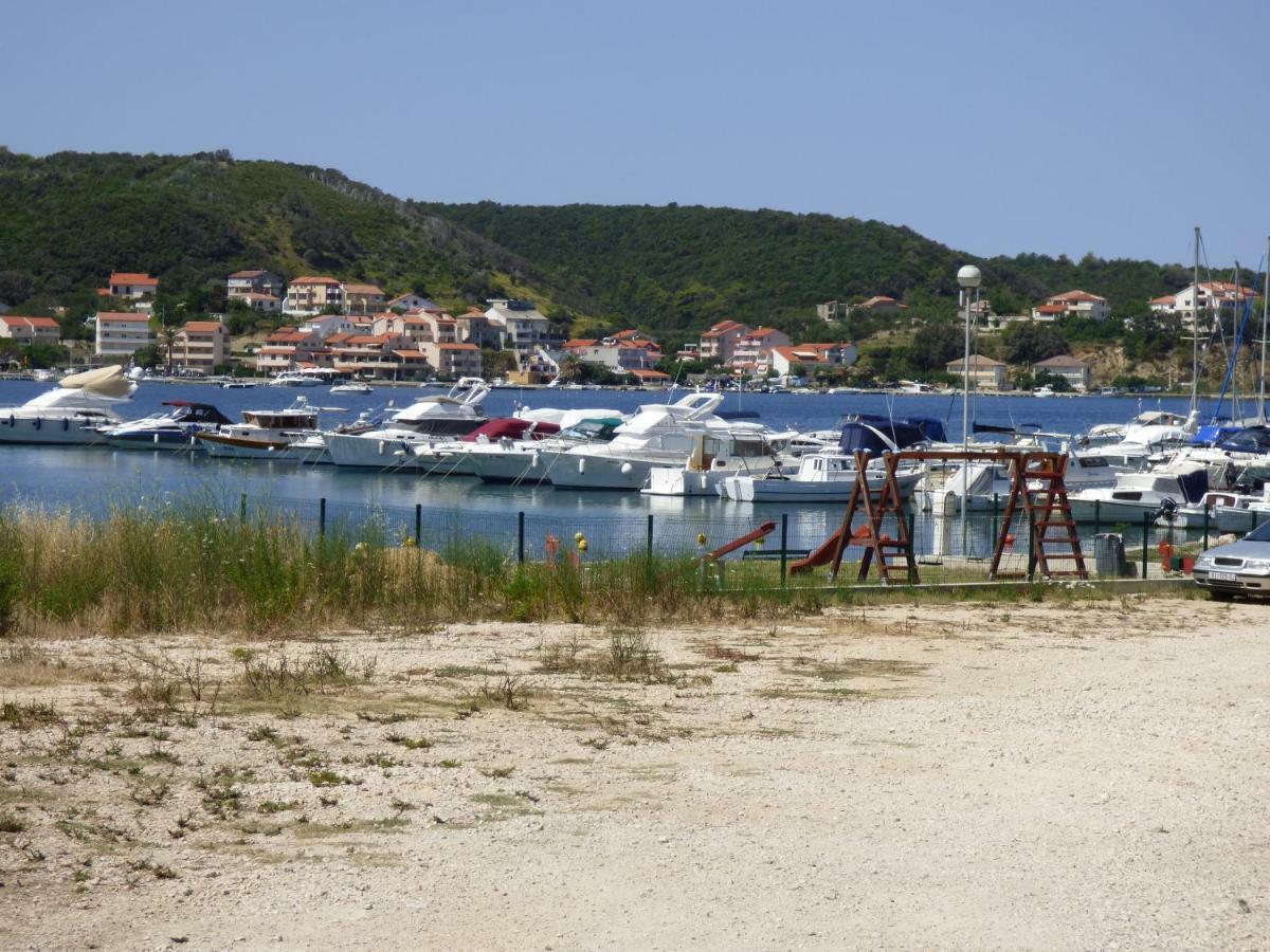 Haus Maro Apartment Supetarska Draga Exterior photo